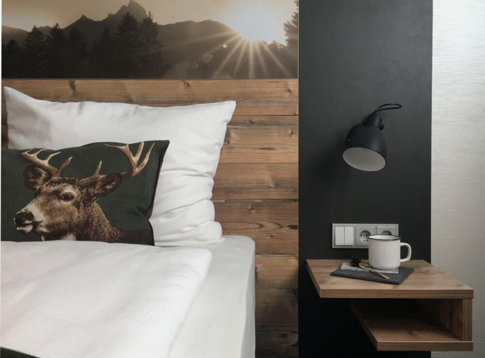 Bedroom 4, HomeHotel Salzberg, Berchtesgadener Land