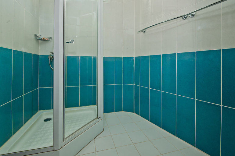 Bathroom 4, Balay Tuko Garden Inn, Puerto Princesa City