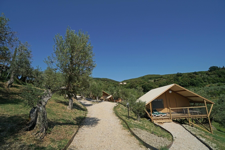 Glamping Tuscany Podere Cortesi, Pisa