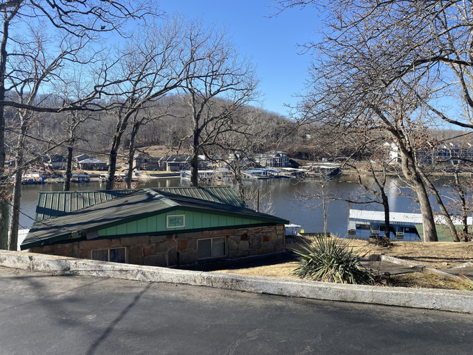 Exterior & Views 2, Niangua Hills Resort, Camden