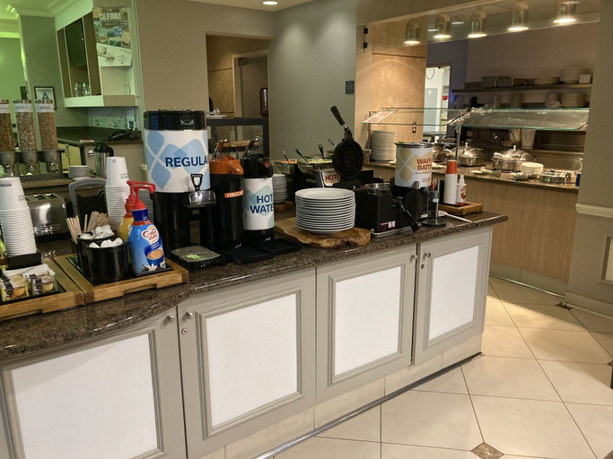 Food & Drinks 5, Hilton Garden Inn San Bernardino, San Bernardino