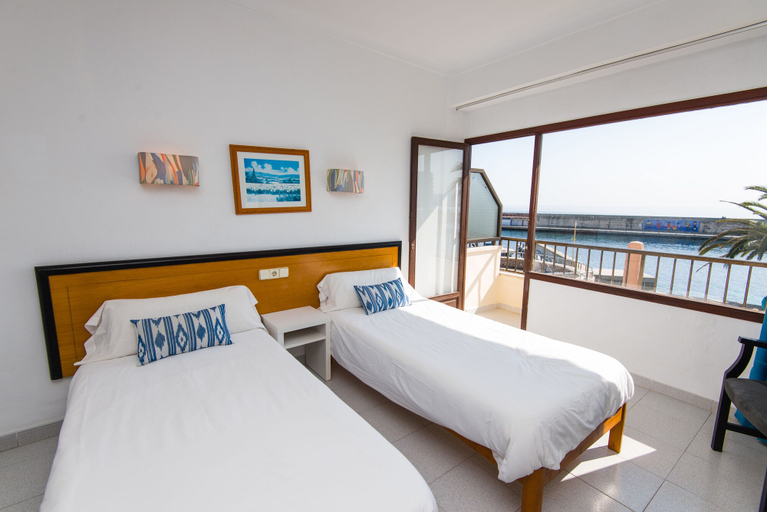 Bedroom 3, Hostal Port Corona, Baleares