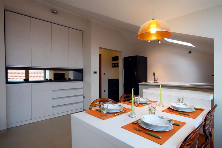 Others 4, Domador Rooms & Apartments