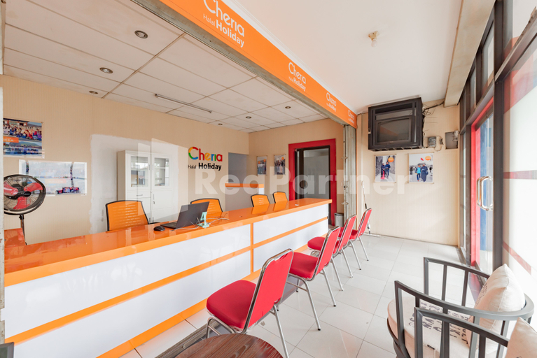 Food & Drinks 5, 158 Guest House Syariah Mitra RedDoorz, Bandung
