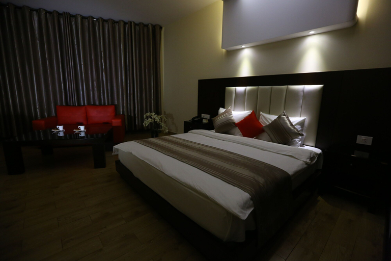 Bedroom 3, Jounieh Suites Hotel, Kasrouane