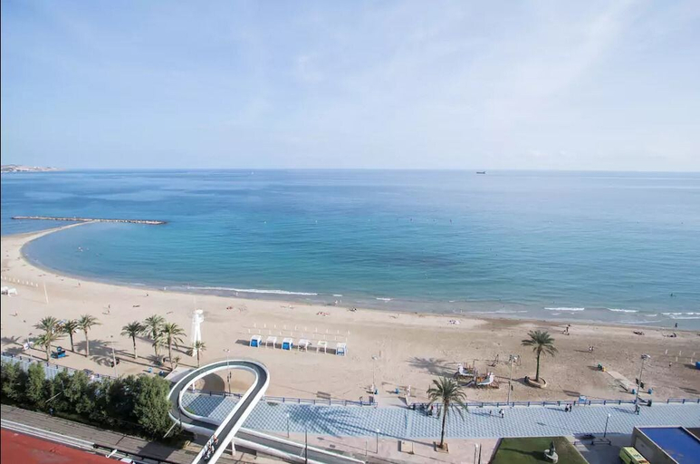 Others 5, Little Sunny House 1, Alicante