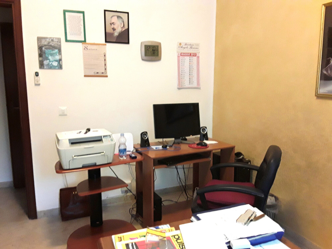 Others 5, L'attico affittacamere B&B, Catanzaro