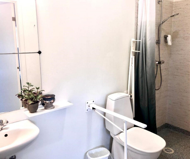 Bathroom 5, Lamb Inn Öngulsstaðir, Eyjafjarðarsveit