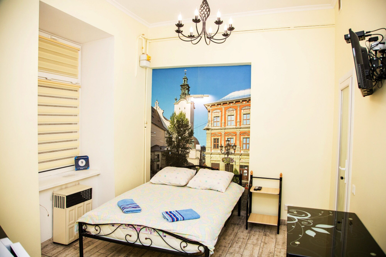Bedroom, Apartments on Gorodotska st. 80, L'vivs'ka