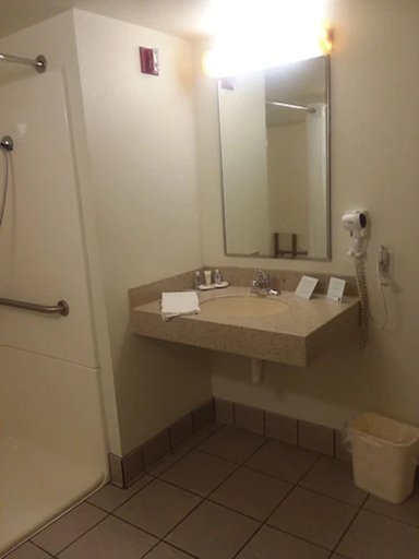 Bathroom 4, Comfort Inn Somerset, Somerset