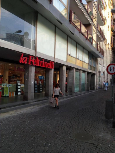 Exterior & Views, Napoliday, Napoli