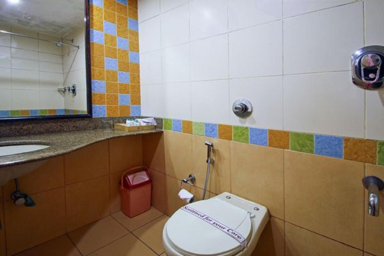 Bathroom 5, Indo Asia Heritage, Madikeri, Kodagu