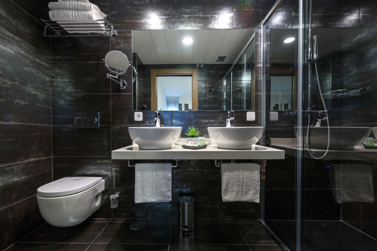 Bathroom 4, Suite Home Sardinero, Cantabria
