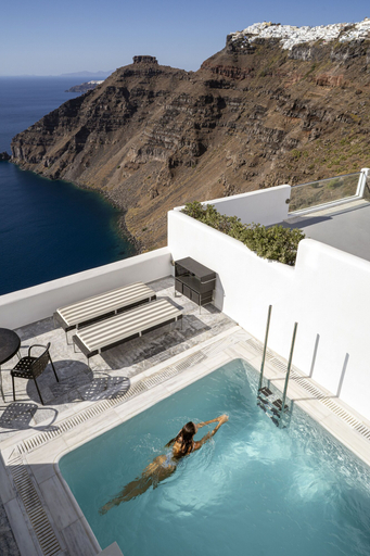 Sport & Beauty 3, Homeric Poems, South Aegean