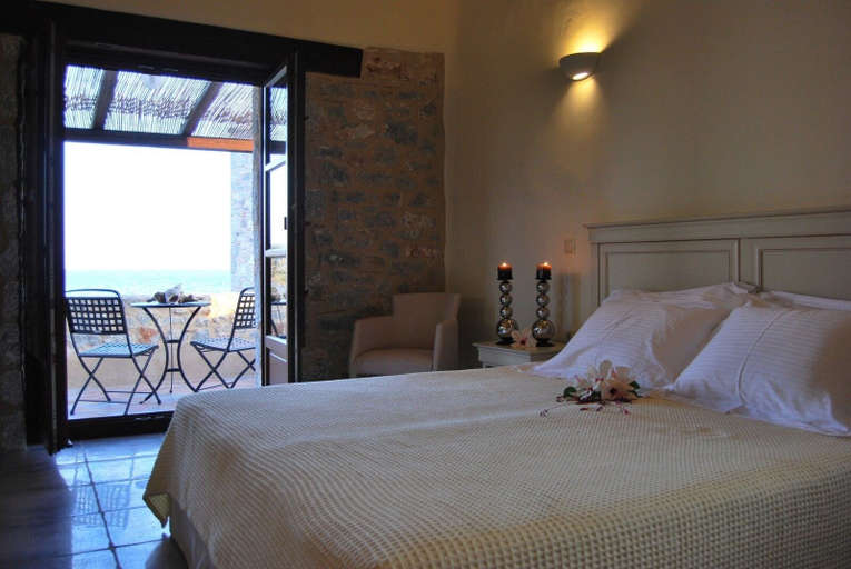 Bedroom 3, Castello Antico Hotel, Peloponnese