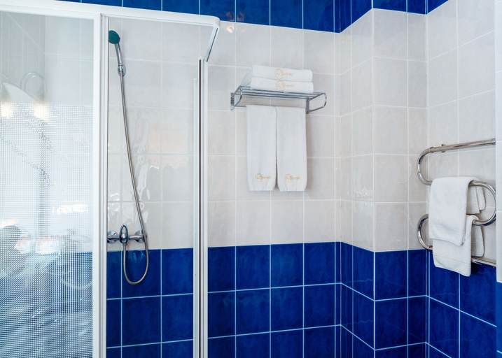 Bathroom 3, Hotel Lermontovskiy, Odes'ka