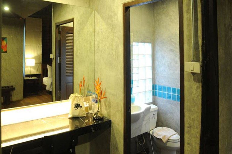 Bathroom 4, Baansuanramita Resort, Muang Chanthaburi