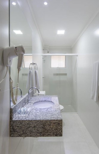 Bathroom 5, Hotel Gumz, Balneário Arroio do Silva