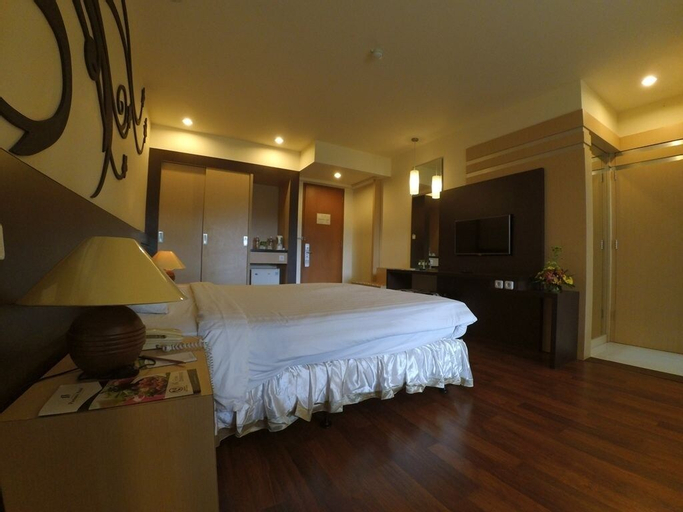 Bedroom 12