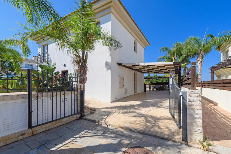 Exterior & Views 2, Villa Alex