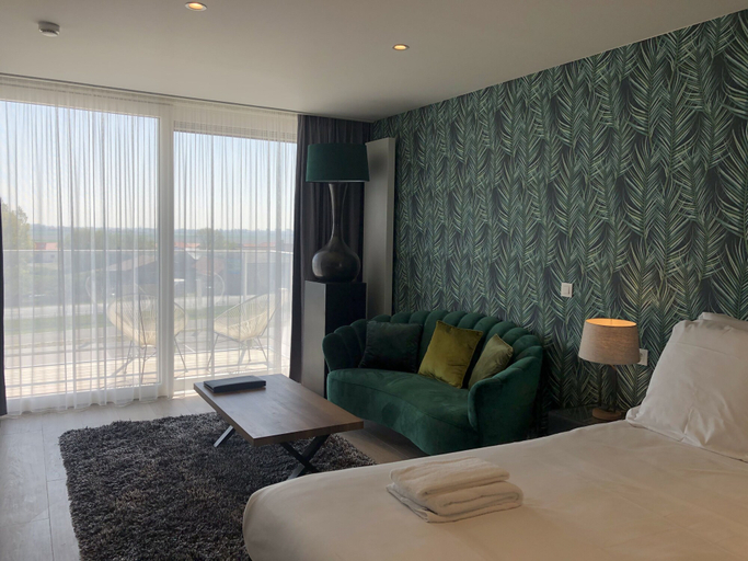 Bedroom 3, Hotel Acropolis, West-Vlaanderen