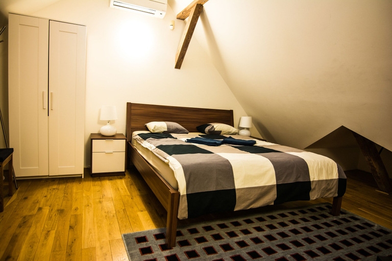 Bedroom 4, Hostel One Miru, Praha 1
