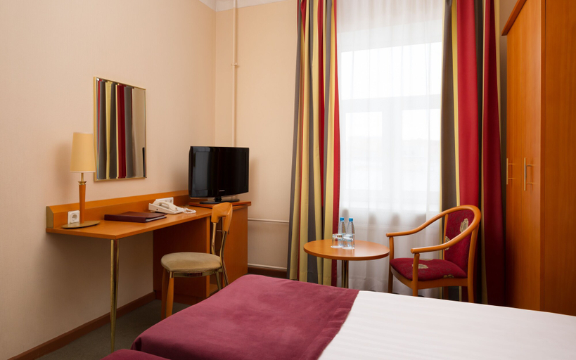 Bedroom 2, Oktiabrskaya Hotel, Sankt-Peterburg gorsovet