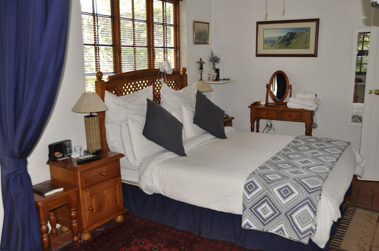 Bedroom 2, Crane's Nest Guest House at 212, City of Tshwane