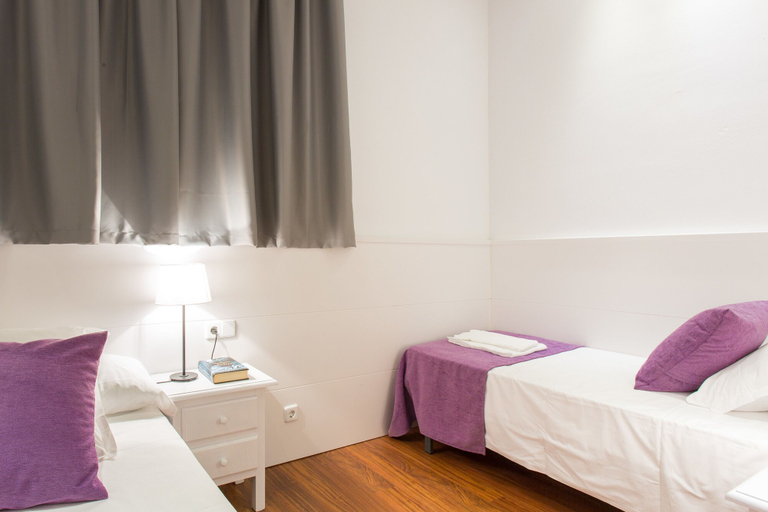 Bedroom 3, Serennia Apartments Ramblas-Pl.Catalunya, Barcelona