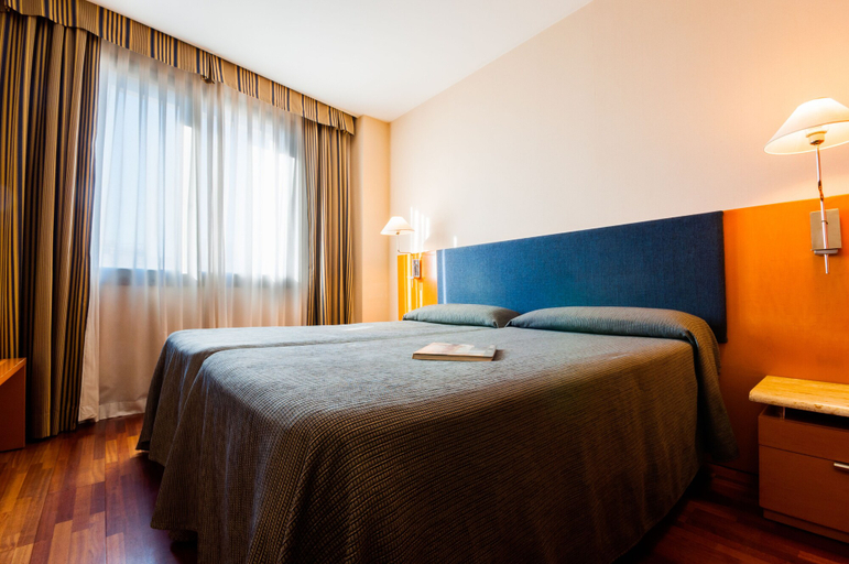 Bedroom 4, Hotel Villacarlos, Valencia