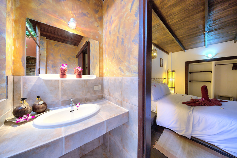 Bathroom 4, Eden Bungalows, Ko Samui
