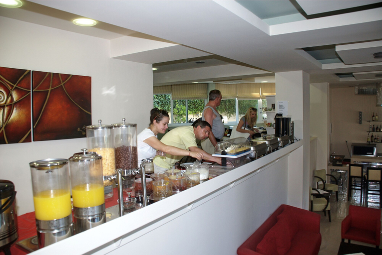 Food & Drinks 5, Glyfada Beach Hotel, Ionian Islands