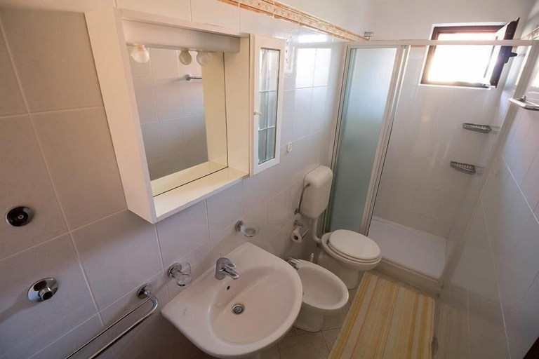 Bathroom 3, Apartment Bugenvilia, Mali Lošinj
