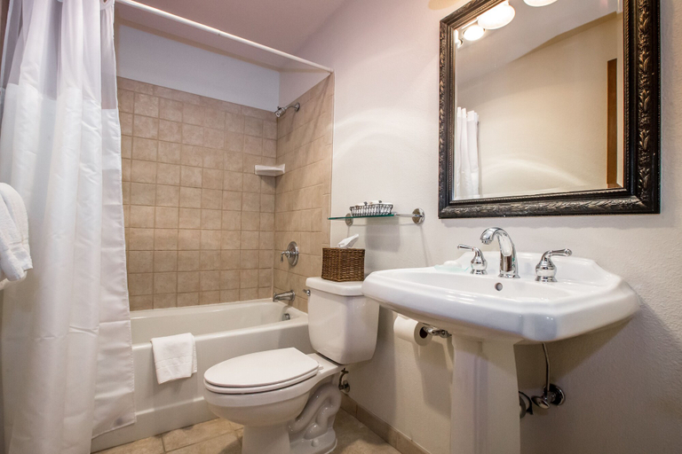 Bathroom 5, Kandahar Lodge at Whitefish Mountain Resort, Flathead