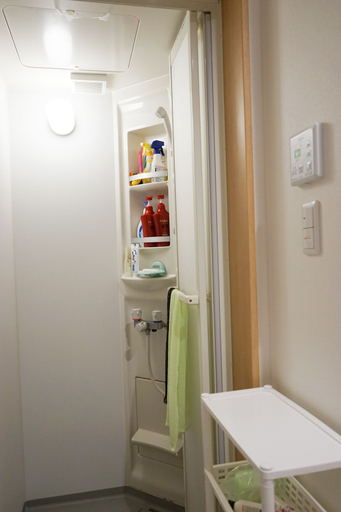 Bathroom 5, DK House - Hostel, Fukuoka