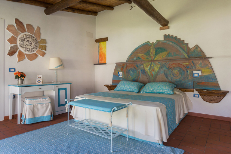Bedroom 4, Da Renzo, Oristano