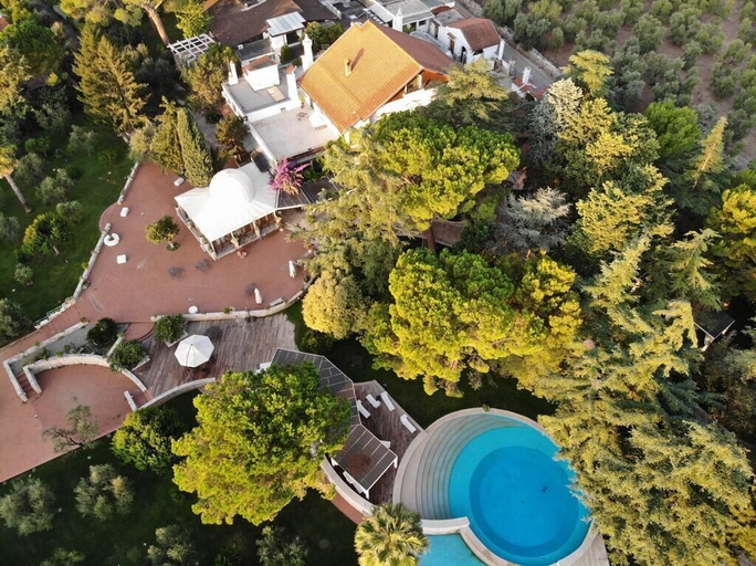 Exterior & Views 2, Villa delle Querce Resort, Bari