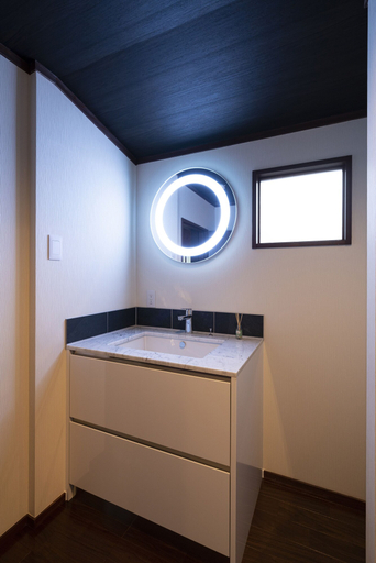 Bathroom 3, Iizukatei, Nakagawa