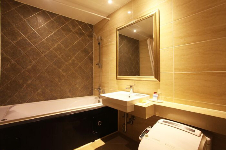 Bathroom 4, Karak Tourist Hotel, Songpa