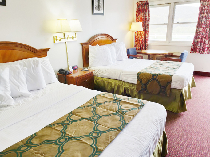 Bedroom 4, Countryside Inn, Schoharie