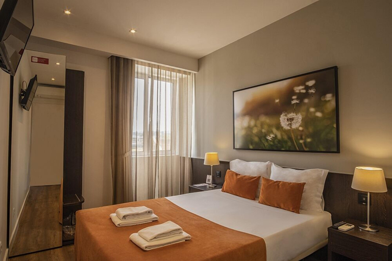 Bedroom 3, Riversuites, Coimbra