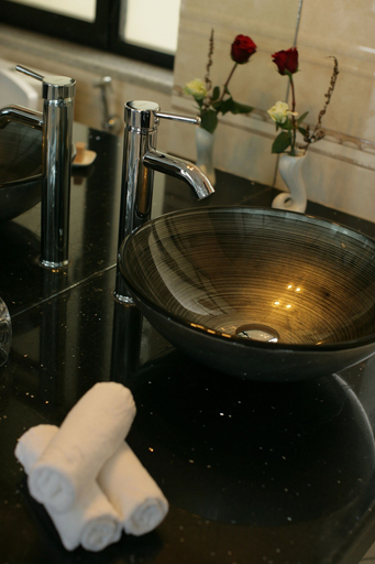 Bathroom 4, The Residence Suite Hotel, Addis Abeba