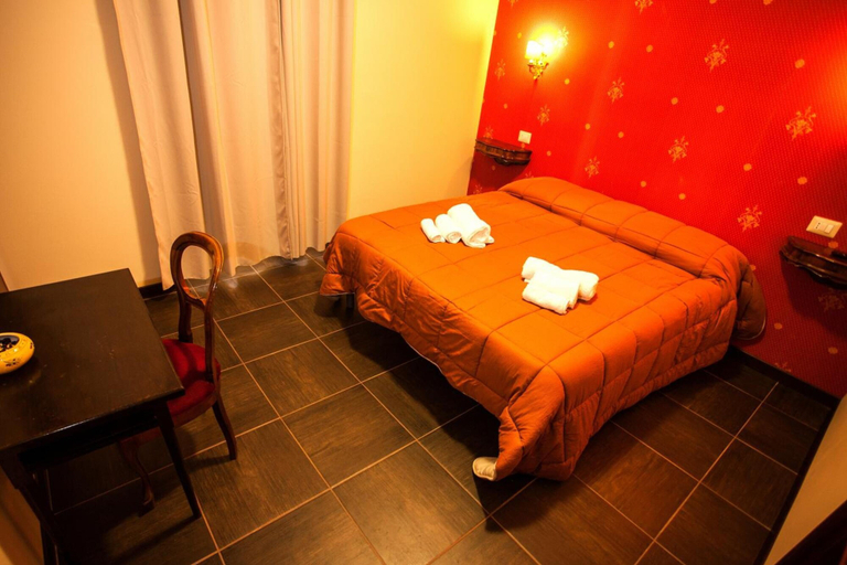 Bedroom 4, Domina Popolo B&B, Roma