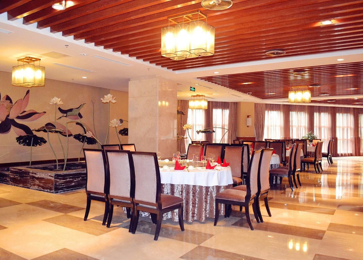 Food & Drinks 3, Days Hotel & Suites by Wyndham Hengan Chongqing, Chongqing