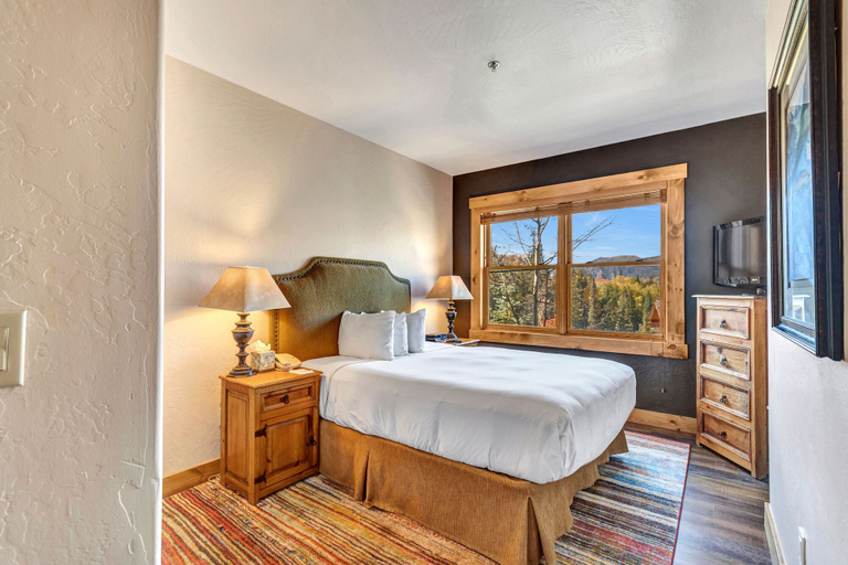Bedroom 3, Mountain Lodge Telluride, San Miguel