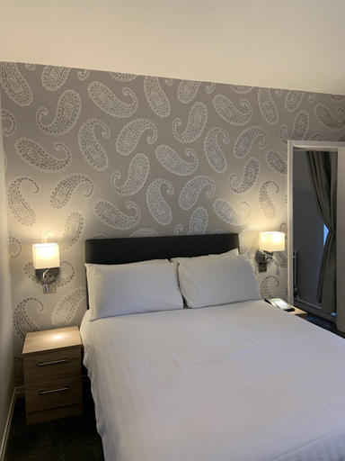 Bedroom 3, Corus St James Hotel Grimsby, Lincolnshire
