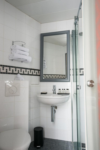 Bathroom 4, Hôtel Apollon Montparnasse, Paris