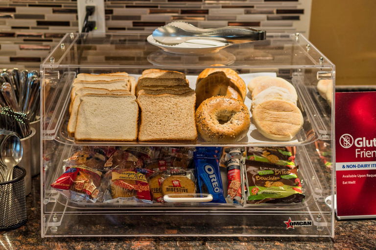 Food & Drinks 5, Best Western Plus Peace River Hotel & Suites, Division No. 19