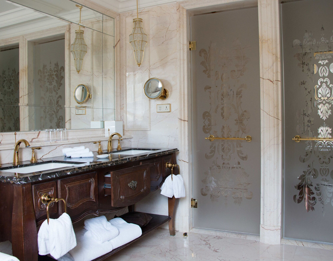 Bathroom 4, The Castle Hotel, a Luxury Collection Hotel, Dalian, Dalian