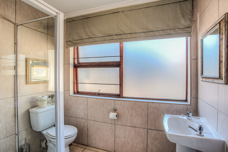 Bathroom 5, Sunninghill Guest Lodge , City of Johannesburg
